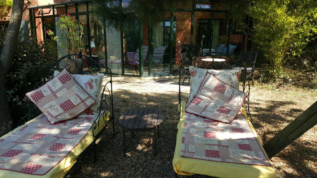 Residence Les Rossignols Roussillon en Isere المظهر الخارجي الصورة